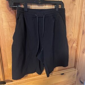 Lululemon Pace Braker Linerless